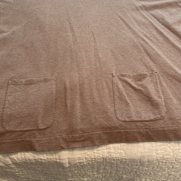 J Jill M/L poncho.  Tan with front pockets - Picture 2 of 5